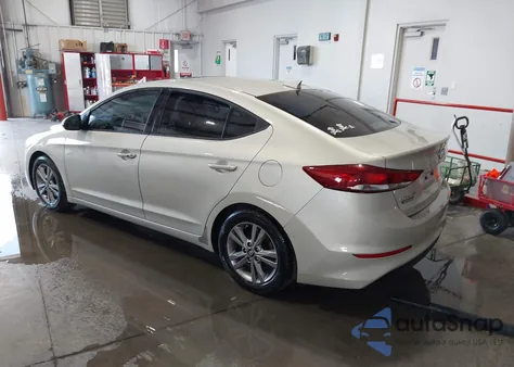 2018 Hyundai Elantra Value Edition z USA, uszkodzony, nr VIN KMHD84LF1JU472621